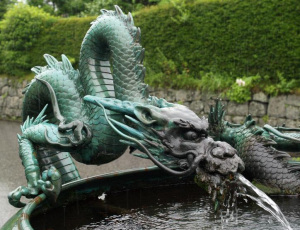 Dragon fountain in Japan